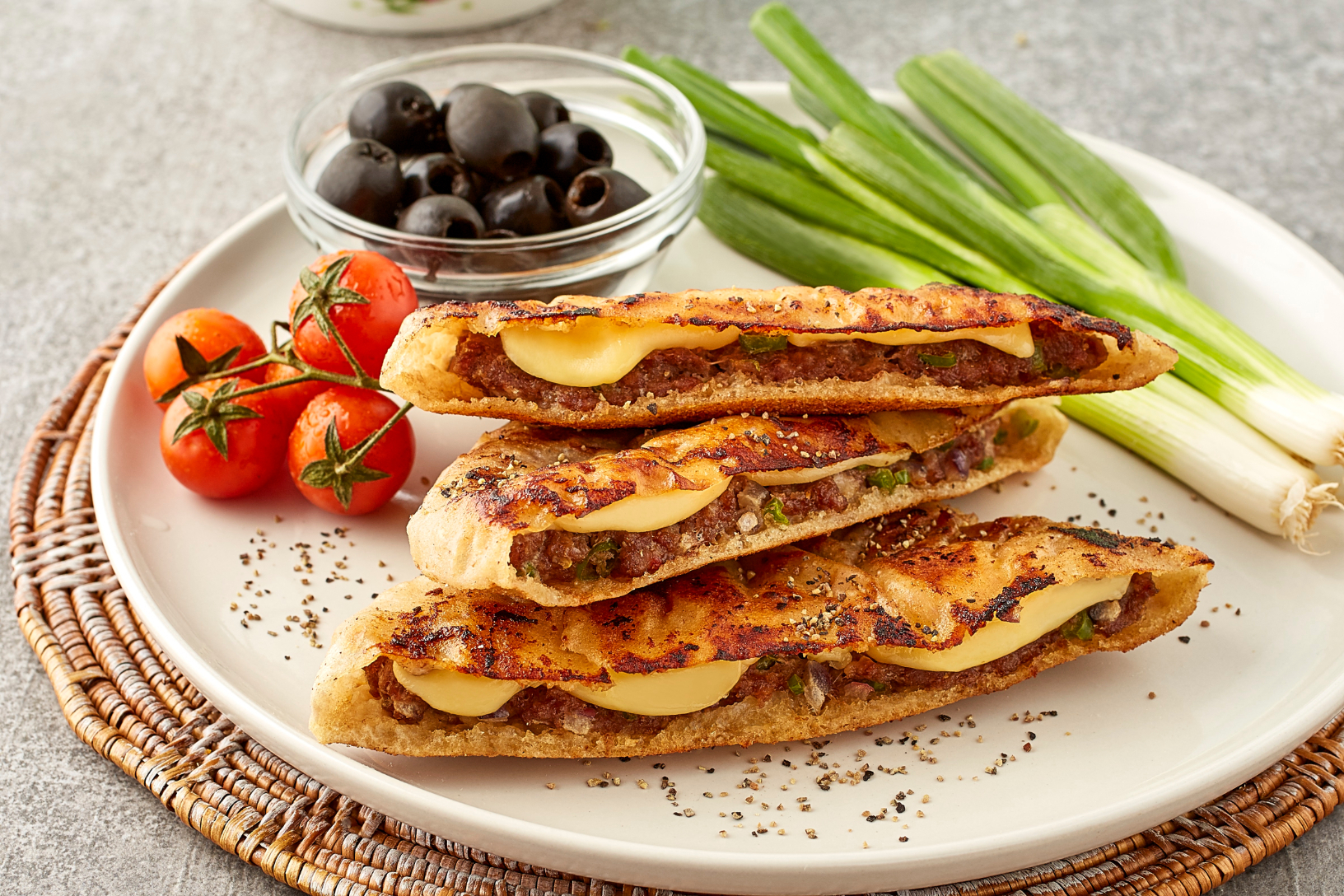 حواوشي جبنة